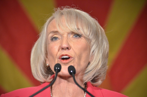 Why Arizona Governor Jan Brewer is Bluffing on State Immigration Laws