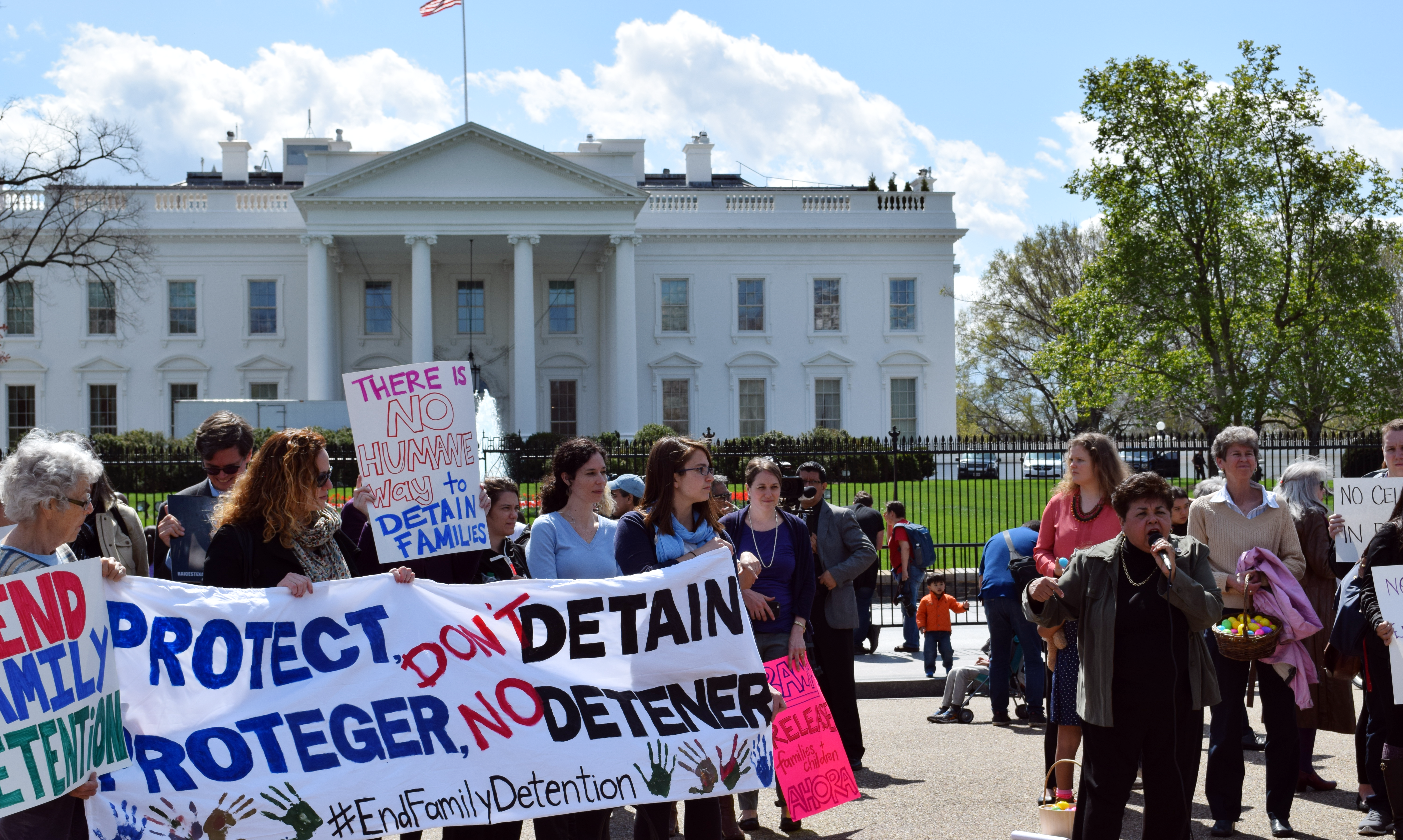 Religious Leaders, Formerly Detained Families, and Advocates Protest Family Detention at White House