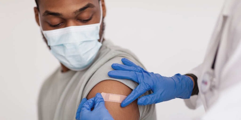 Yes, All Immigrants Can Get the COVID-19 Vaccine—Even Those Who Are Undocumented