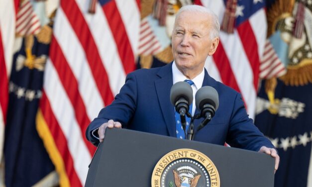 Biden Keeps Nearly 1 Million People From Losing Legal Status Under Trump – Until Fall 2026